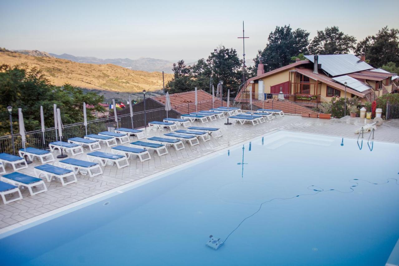 Agri-Hotel Da Marianna Resort & Spa Santa Domenica Vittoria Dış mekan fotoğraf