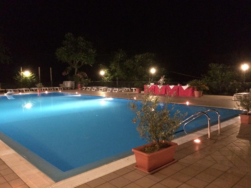 Agri-Hotel Da Marianna Resort & Spa Santa Domenica Vittoria Dış mekan fotoğraf